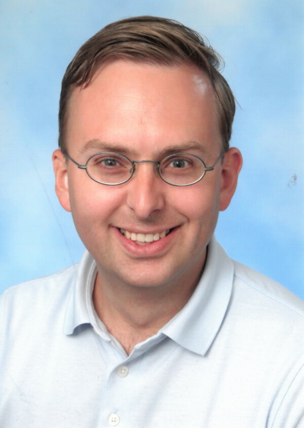 G van den Brekel